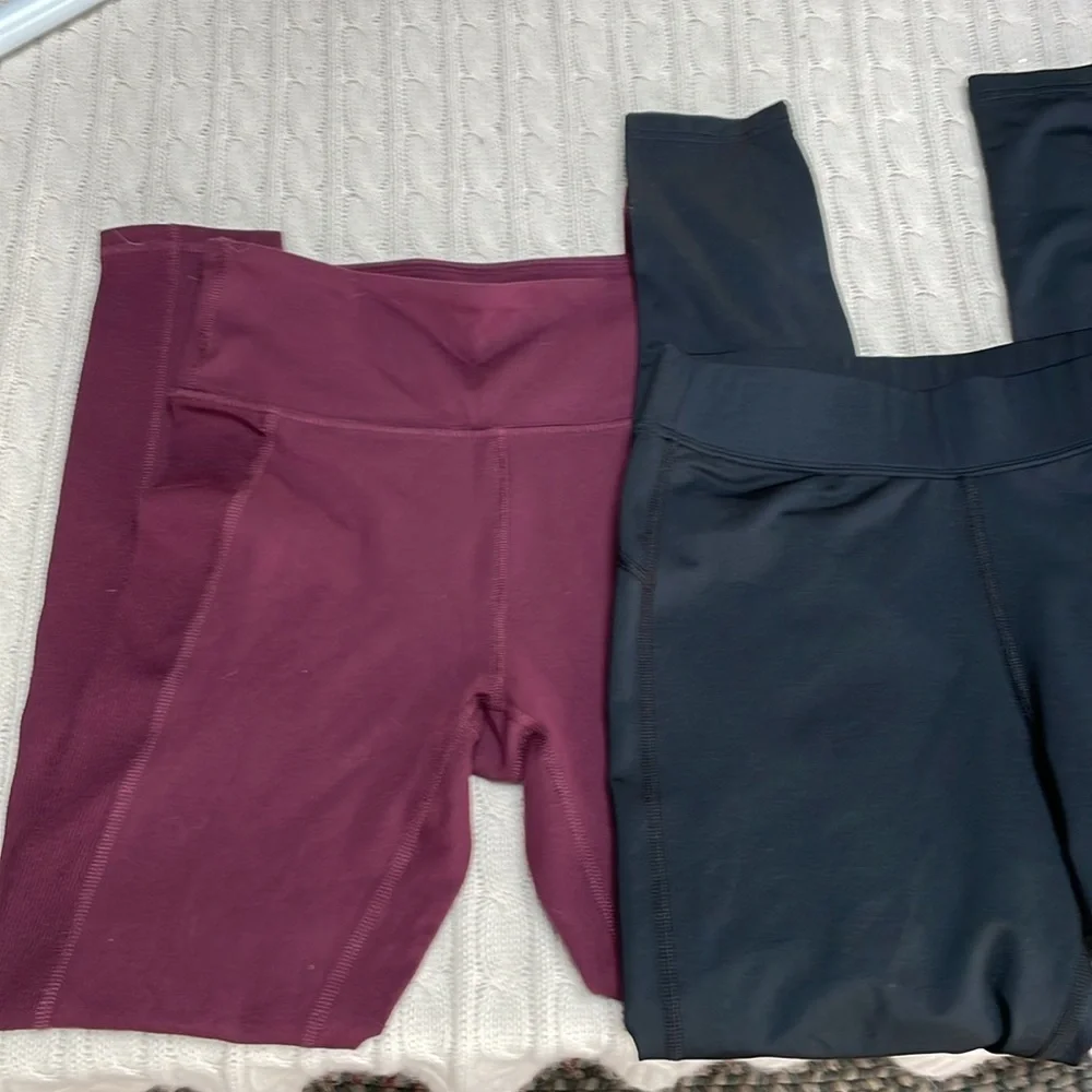 3 pr Women’s sz M yoga Leggings bundle Athletic compression ankle 22-25” inseam - Picture 3 of 15